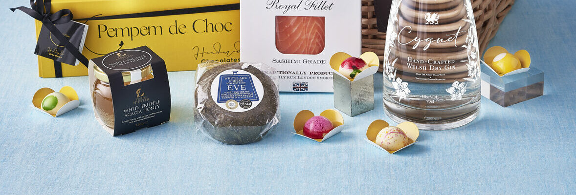 Luxury Hampers & Gifts background image