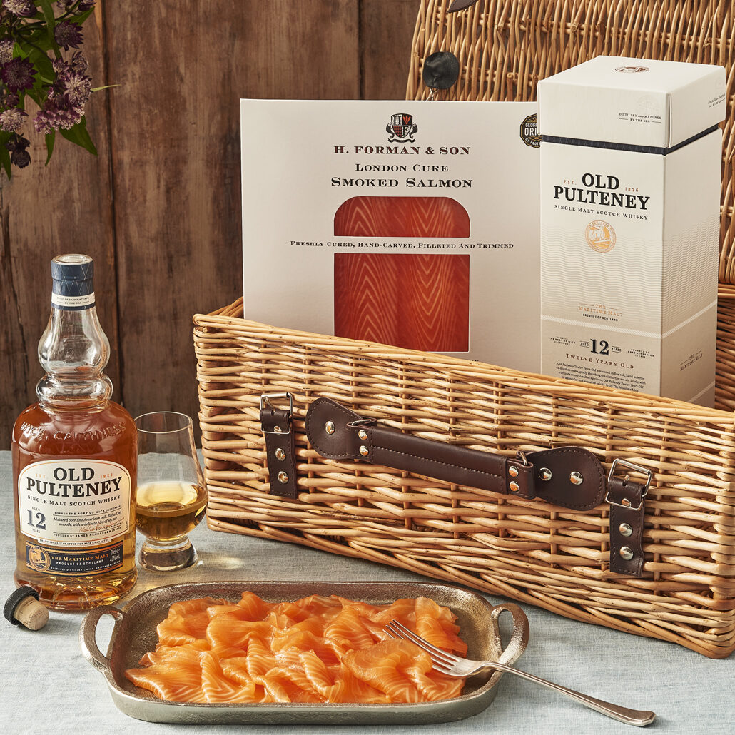 Image of Whisky & Smoked Salmon Hamper